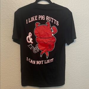 NWOT Black Graphic Tee - Pig Design